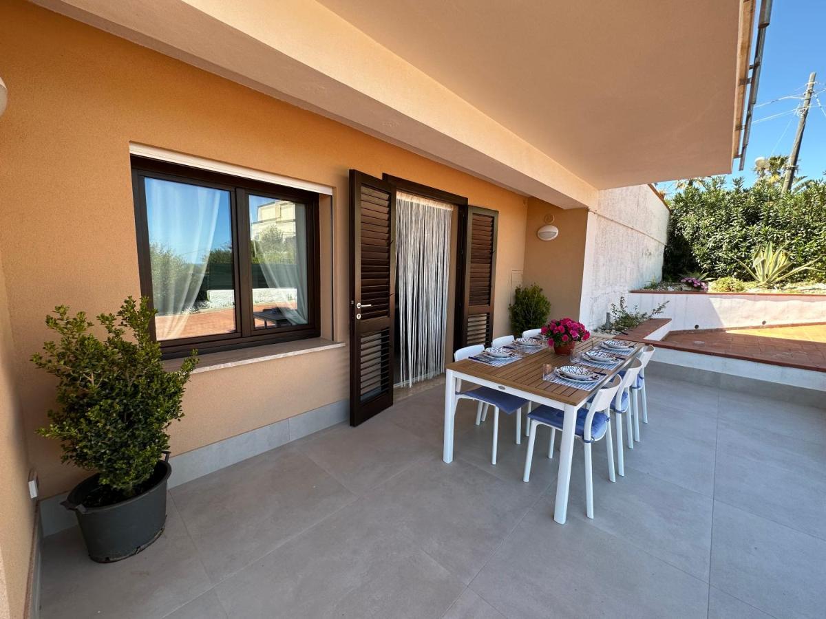 Villa Fiorenza - 100 Mt Dal Mare كاستيلاّماري ديل غو المظهر الخارجي الصورة