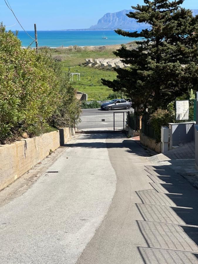 Villa Fiorenza - 100 Mt Dal Mare كاستيلاّماري ديل غو المظهر الخارجي الصورة